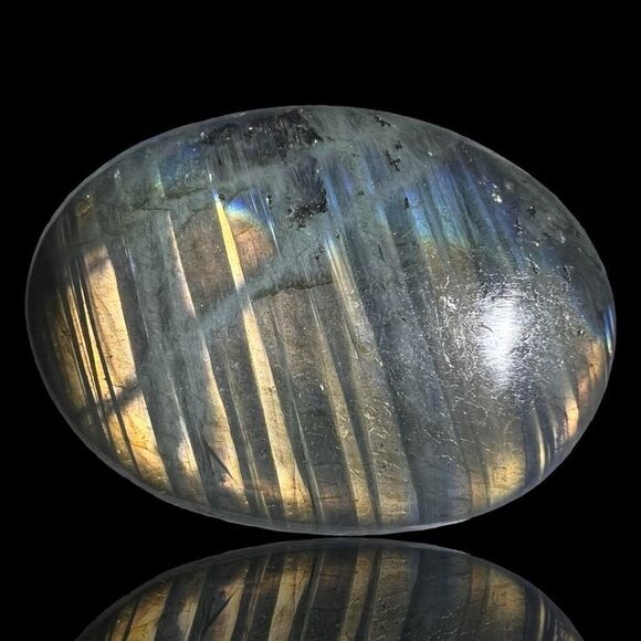 Labradorite Crystal Meditation Palm Stone - Picture 2 of 10
